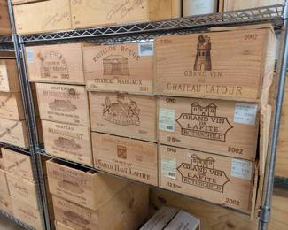 Authentic wine crates to outfit any wine enthusiast