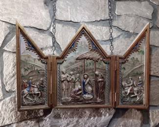 Vintage 3 Panel Triptychartin Wooden Frame Display