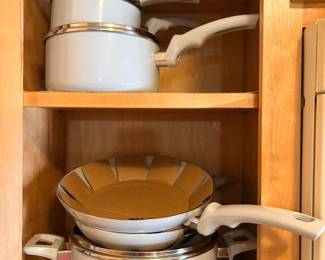 New T-Fal pots and pans set