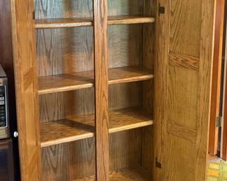 Solid wood cabinet 