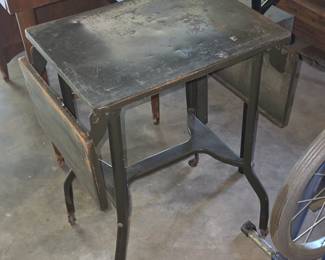 Typing table