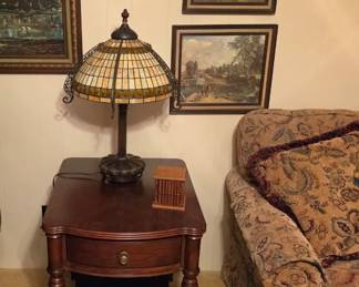 Side table, lamp, foot stools (2)