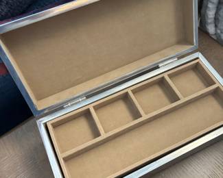 jewelry box