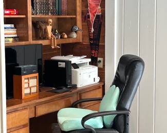 Built-In "Office" in Bedroom #2