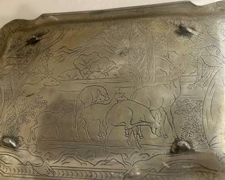 Back of tray is almost as pretty as the front!
