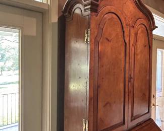 LOOK at the carved wood on the sides and in front!
