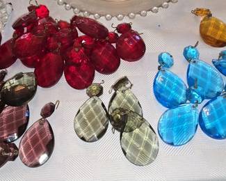 COLLECTION OF VINTAGE GLASS PRISMS