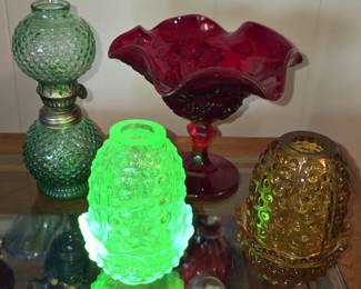 URANIUM GLASS FENTON FAIRY LAMP & OTHER FENTON GLASS