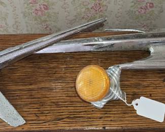 VINTAGE CHROME AUTOMOBILE HOOD ORNAMENTS & STEERING KNOB