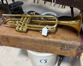Old vintage horn from Holton, Kansas