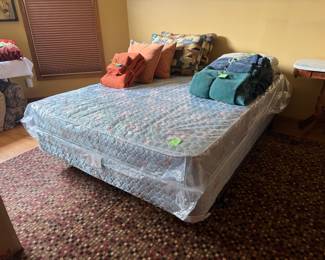 Orthotonic queen bed (complete set)