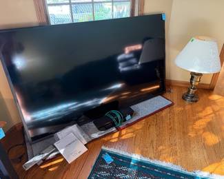 70" SONY Bravia TV