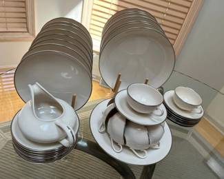 103 Franciscan Masterpiece China Set
