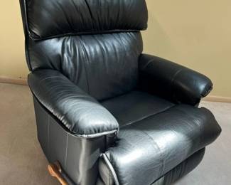 103 LaZBoy Leather Large Recliner