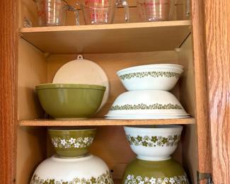 Vintage Pyrex, Corelle