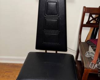 valet chair