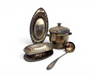 123 AssortedSilverplateServingPiecesTraysCoveredBowlLadle