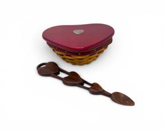 163 LongabergerHeartBasketwLidLinerWoodenLoveSpoon