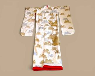 134 JapaneseSilkKimonowFlyingCranesCloudMotif