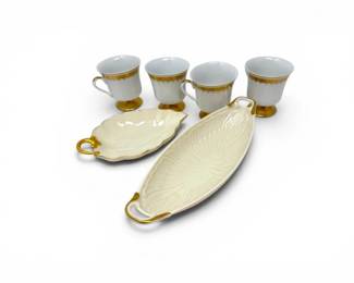 151 LenoxChinaGoldTrimServingTraysFootedCups6Pieces