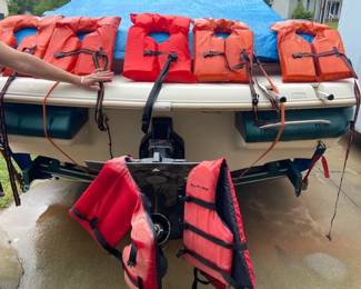 Life Jackets , Side Bumper, and Anchor included in Boat Sale.