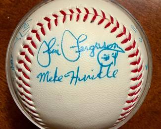 Signed St Louis Cardinals baseball. Picture 2 of 4.
