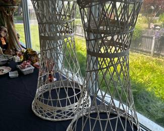 Cool large Wicker Plant Stands