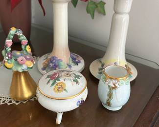 Porcelain Vanity Pieces