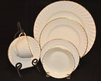 Vintage Aynsley England "Simplicity" Dinnerware, 5 piece place setting for ten, in mint condition