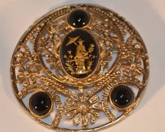 Gold Tone Filigree Victorian Style Brooch/Pendant