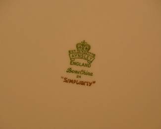 Green Aynsley, England Hallmark on Back 
