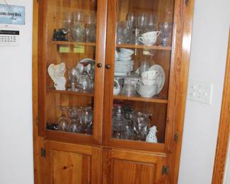CORNER CABINET