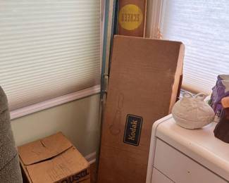 Kodak enlarger and screens