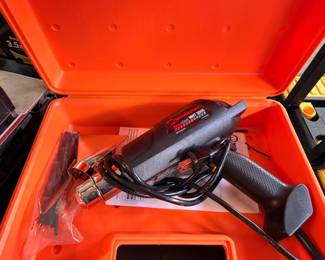 Electric heat gun in case