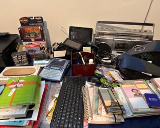Electronics and office supplies, keyboards and calculators