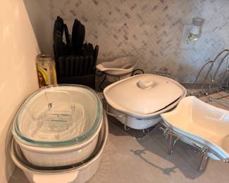 Casserole dishes, bakeware, and chafing server