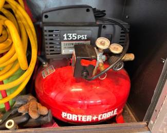 Porter Cable pancake air compressor with hose