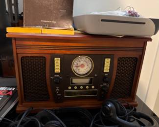 Retro wood record player turntable stereo