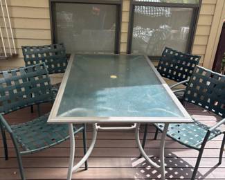 192 OutdoorPatioDiningSetGlassTopAluminumTable4Chairs