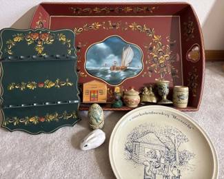 11 DutchFolkArtDecorLotTrayPlateShelfMugFigurinesMore