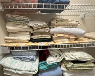 197 HugeLinenClosetCleanoutSheetsPillowcasesBlanketsMore