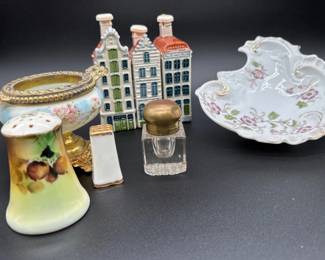 187 VintageDutchHouseDecantersInkwellPorcelainCollectibles