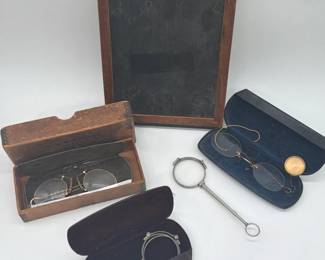 56 AntiqueSpectaclesFoldingMagnifiersCenturyFilmHolderLot