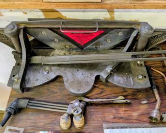 Lion Miter-Trimmer