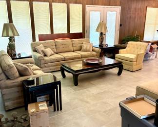 Stylish Mid Century San Marcos Estate by Golden Bow