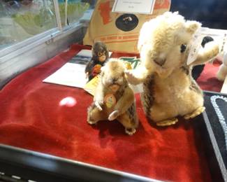 In Back Elvis "Love me Tender" Record A Black Steiff Monkey & Another Mother & Child Beavers