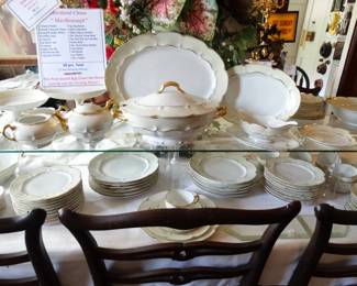 90 Pc Set Haviland, Limoges France Dinnerware "Marlborough" Beeautifully Tailored Design al Drastically Reduced w/ 17 Serving Pieces