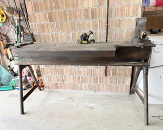 4 IndustrialHeavyMetalWorkBench