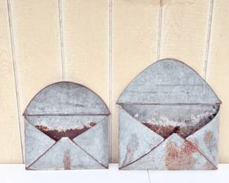 90 RusticGalvanizedMetalEnvelopeWallHolders