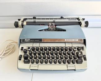 93 VintageSCMSmithCoronaElectra220ElectricTypewriterwCase